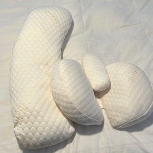 Baby bub maternity pillow